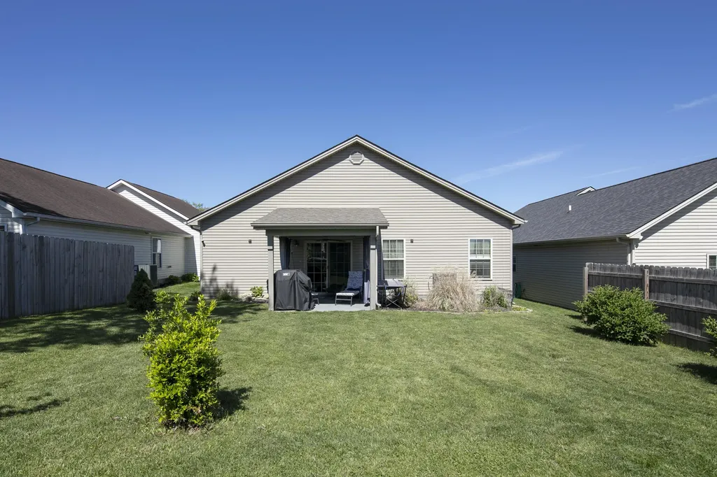 2808 Sullivans Trace Lexington KY 40511