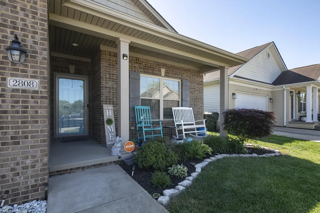 2808 Sullivans Trace Lexington KY 40511