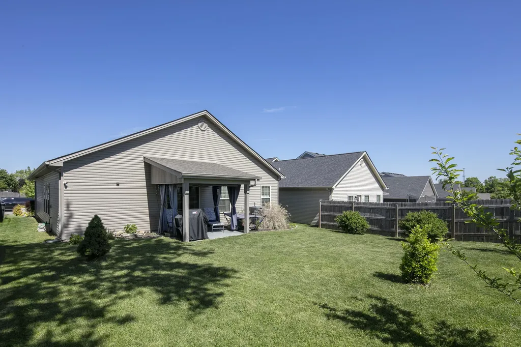 2808 Sullivans Trace Lexington KY 40511