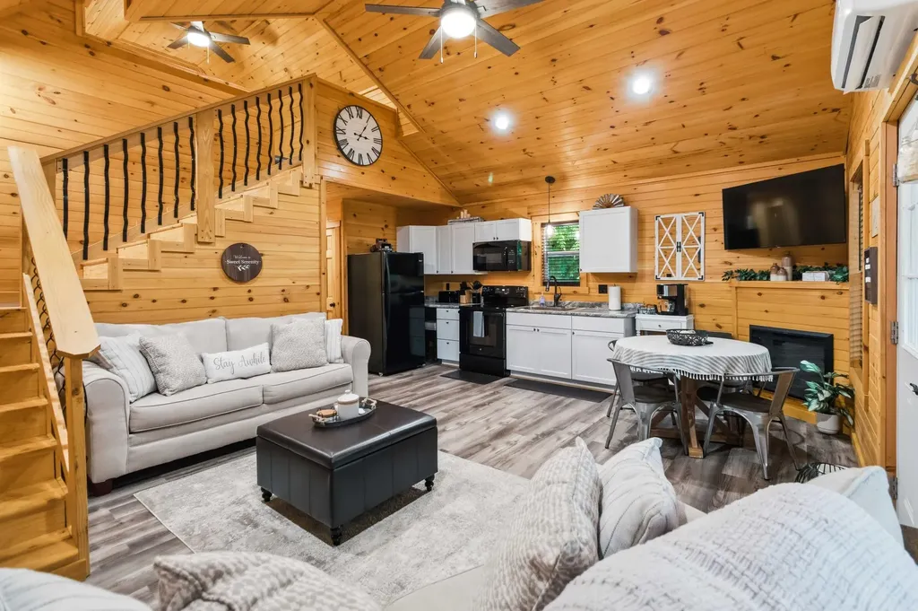 707 Little Indian Drive Jamestown KY 42629