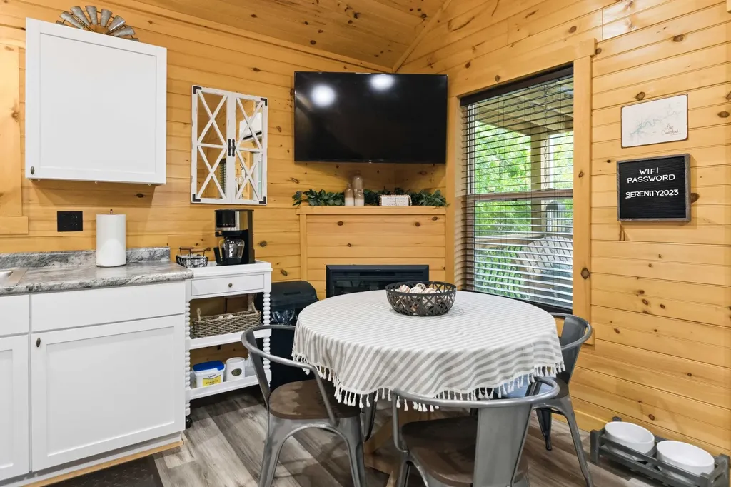 707 Little Indian Drive Jamestown KY 42629