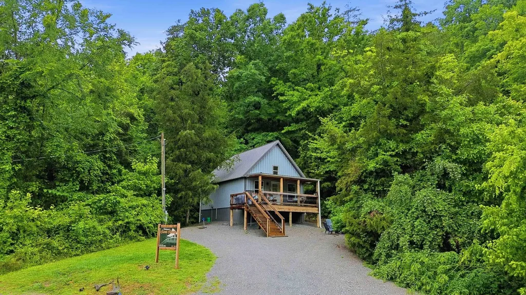 707 Little Indian Drive Jamestown KY 42629