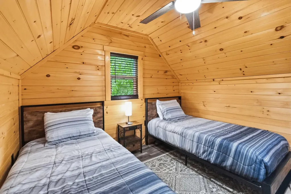 707 Little Indian Drive Jamestown KY 42629