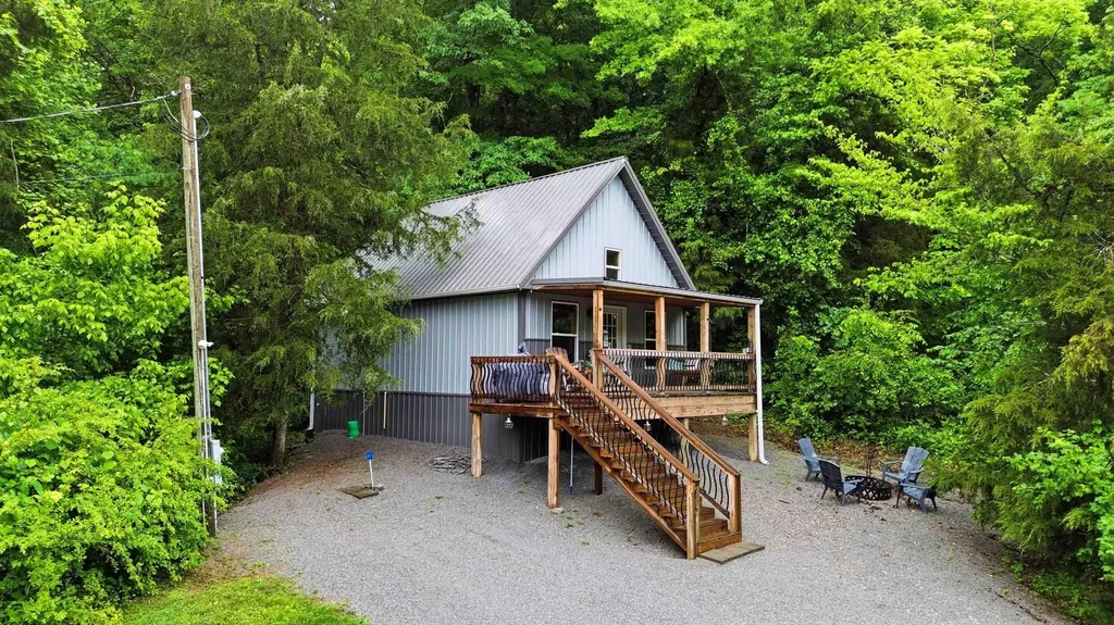 707 Little Indian Drive Jamestown KY 42629