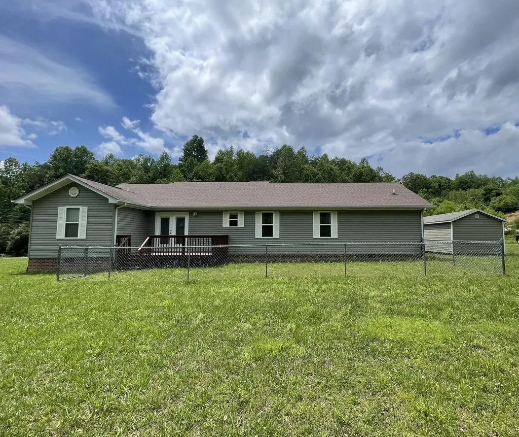 292 White Oak Drive Barbourville KY 40906