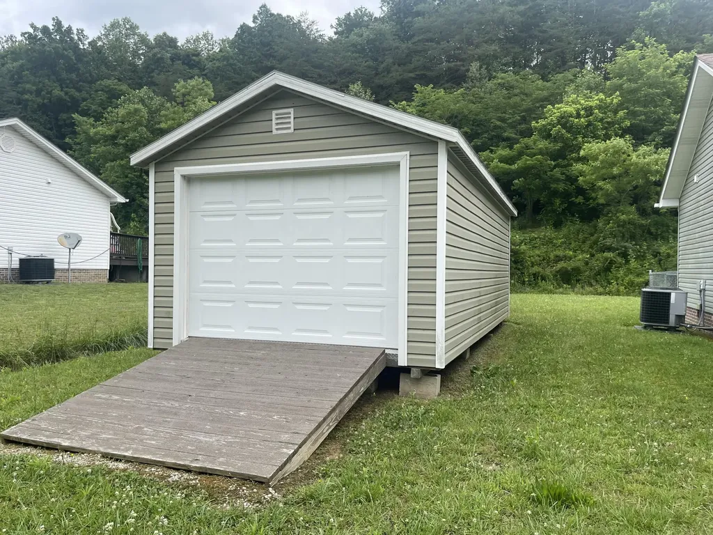 292 White Oak Drive Barbourville KY 40906