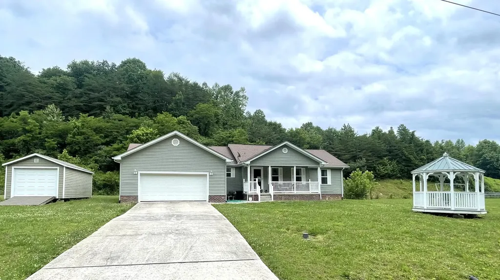 292 White Oak Drive Barbourville KY 40906
