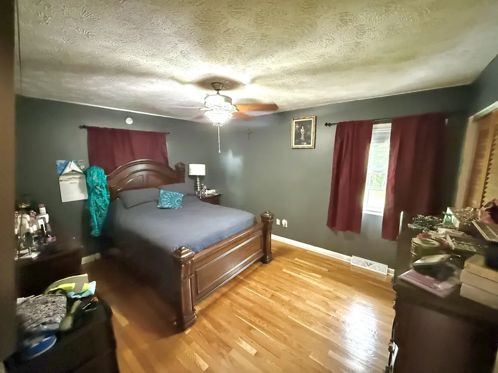 1703 New Orleans Court Lexington KY 40505