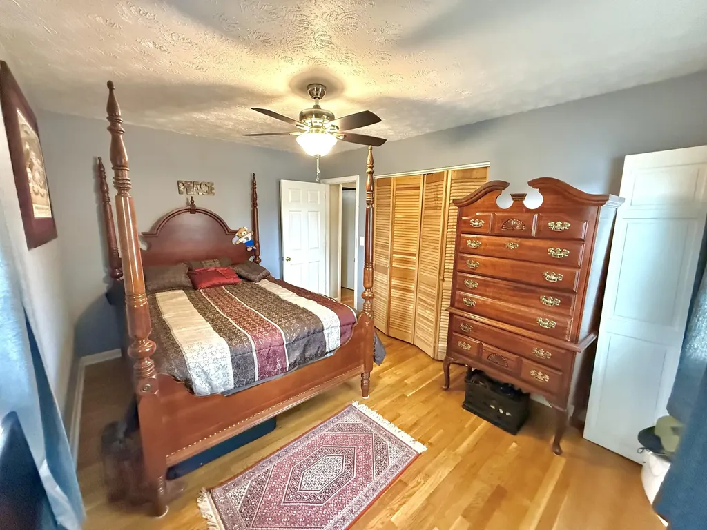 1703 New Orleans Court Lexington KY 40505