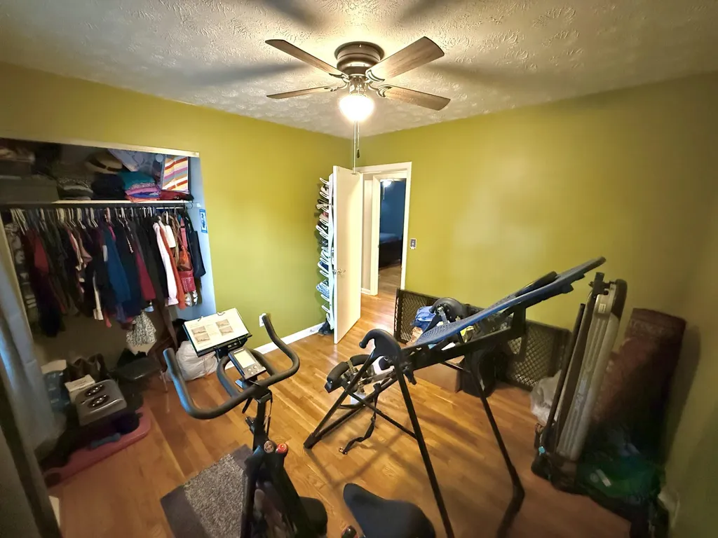 1703 New Orleans Court Lexington KY 40505