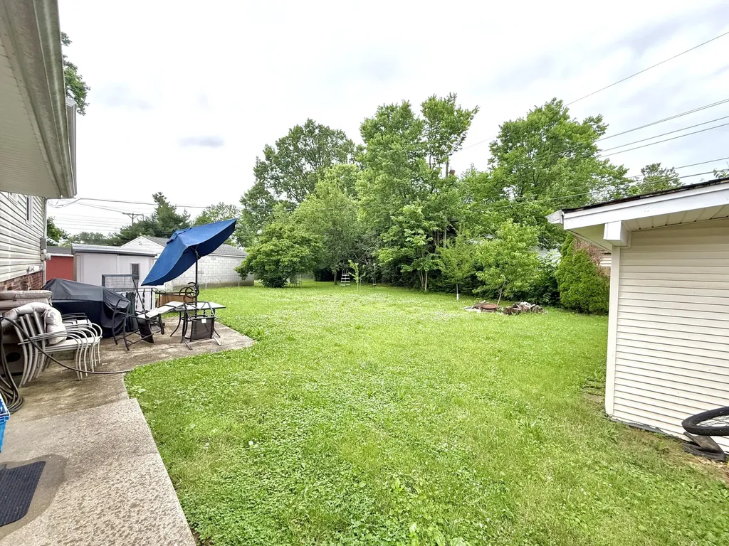 1703 New Orleans Court Lexington KY 40505