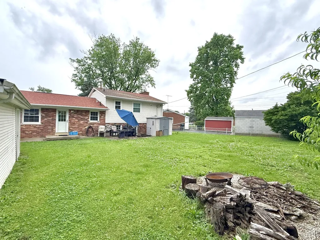1703 New Orleans Court Lexington KY 40505