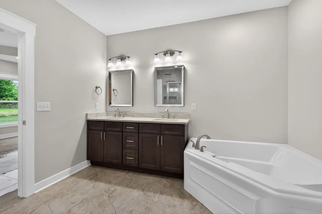 105 Stonegate Drive Danville KY 40422