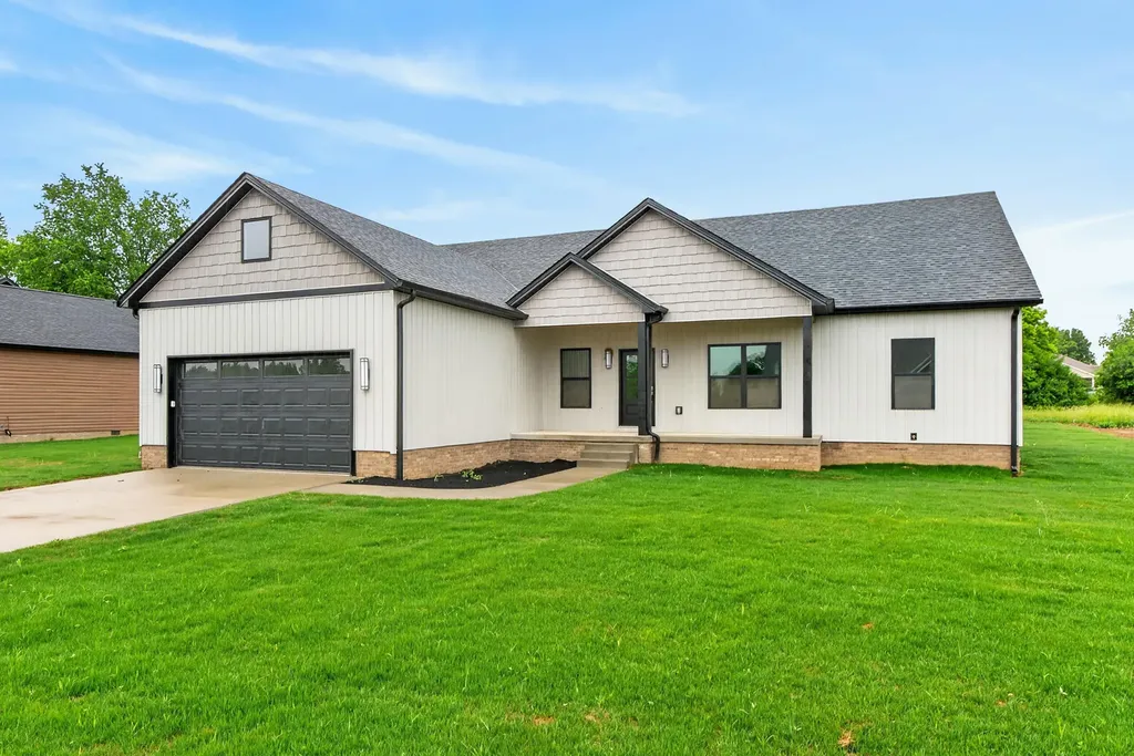 105 Stonegate Drive Danville KY 40422