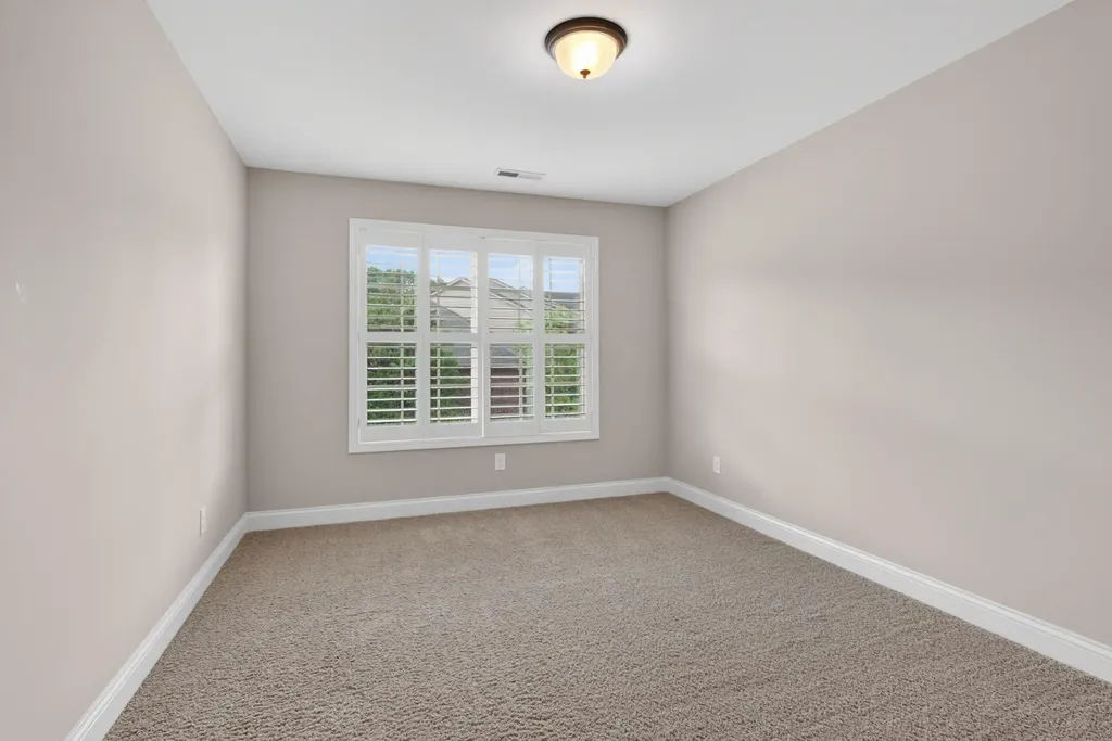3924 Castlebridge Lane Lexington KY 40509
