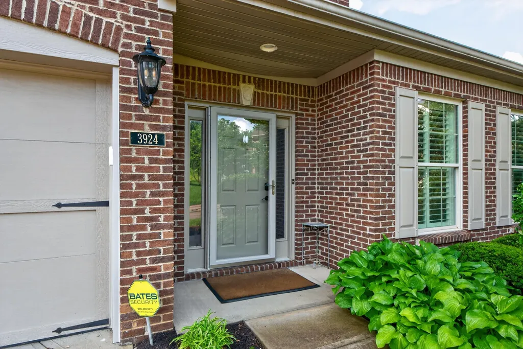 3924 Castlebridge Lane Lexington KY 40509