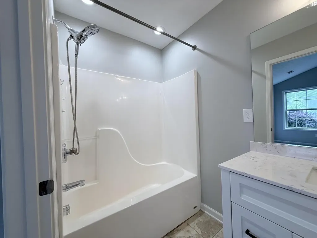 437 Mcconnells Trace Lexington KY 40511