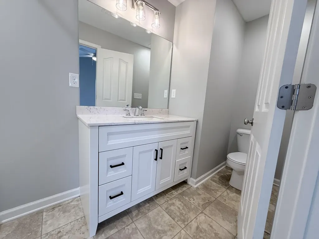 437 Mcconnells Trace Lexington KY 40511