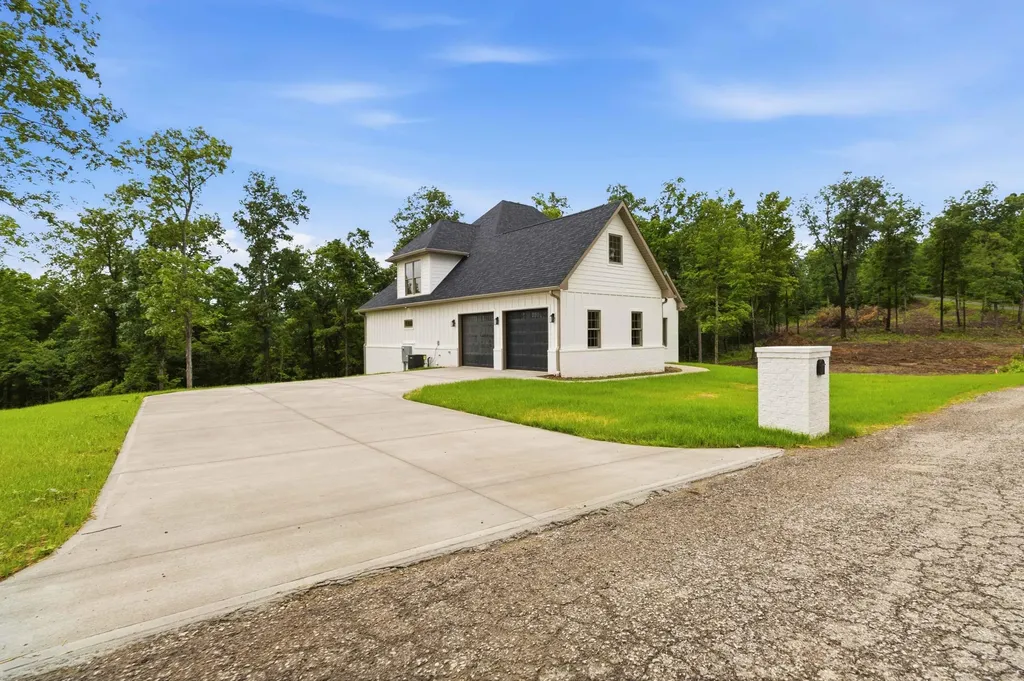 148 Knights Lane Somerset KY 42503