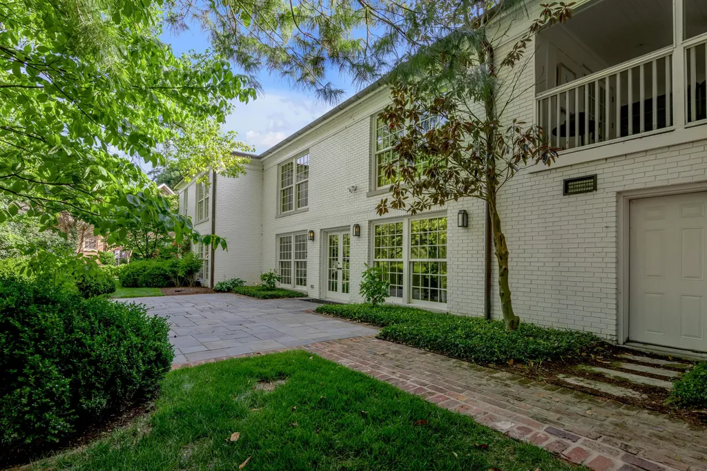 1853 Fielden Drive Lexington KY 40502