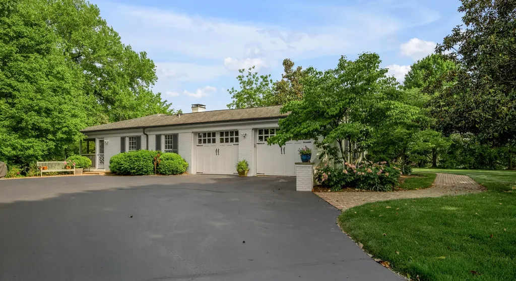 1853 Fielden Drive Lexington KY 40502