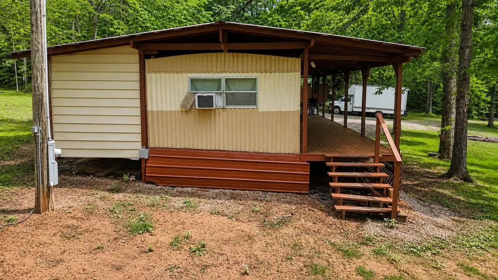 956 Furnace Mountain Road Monticello KY 42633