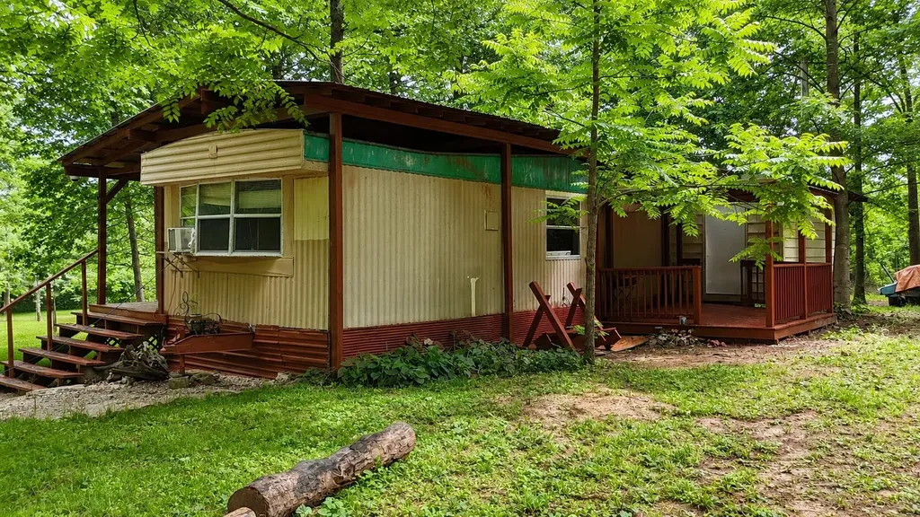 956 Furnace Mountain Road Monticello KY 42633