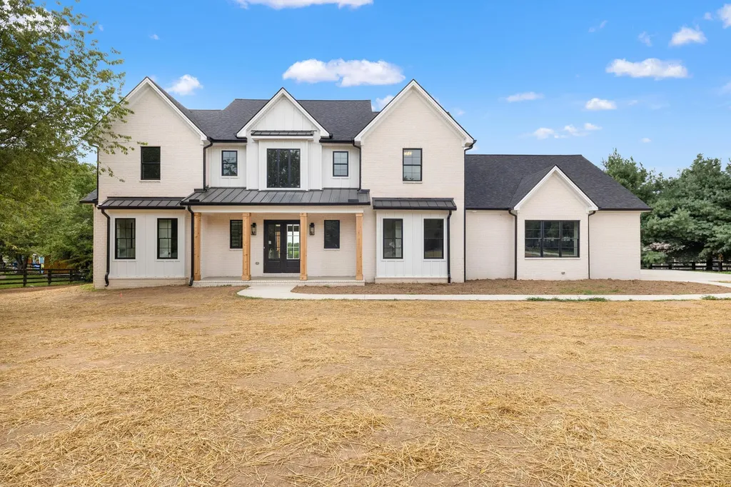 2305 Harrodsburg Road Lawrenceburg KY 40342