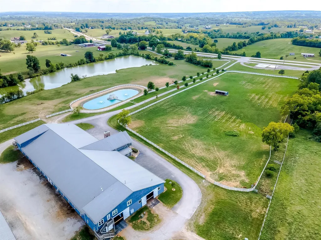 2305 Harrodsburg Road Lawrenceburg KY 40342