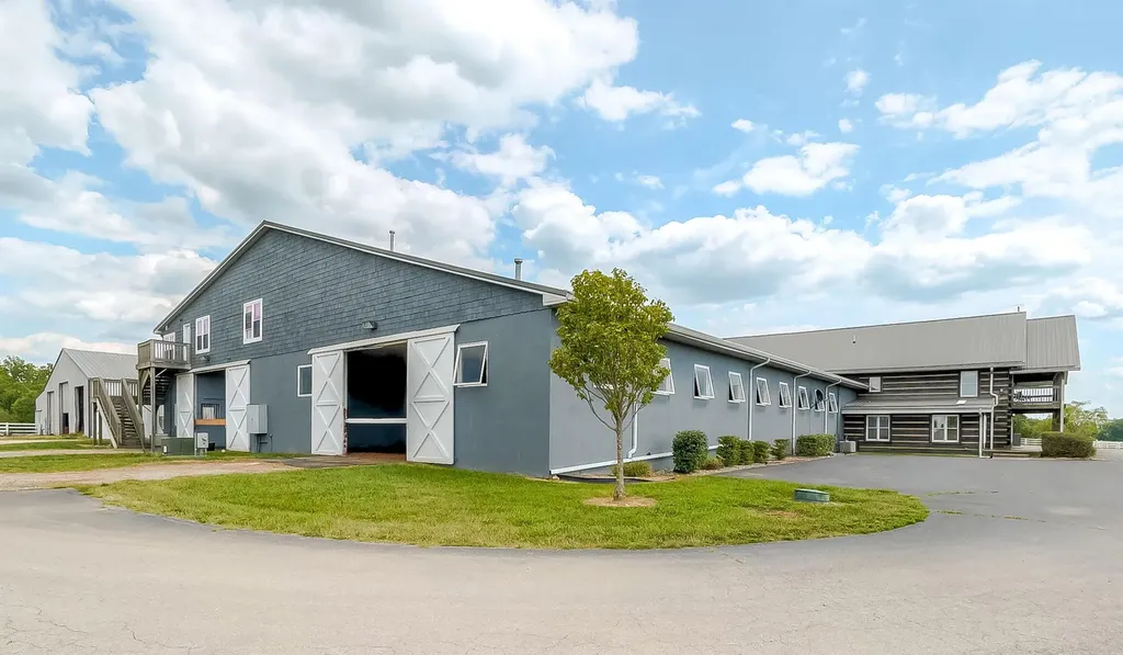 2305 Harrodsburg Road Lawrenceburg KY 40342