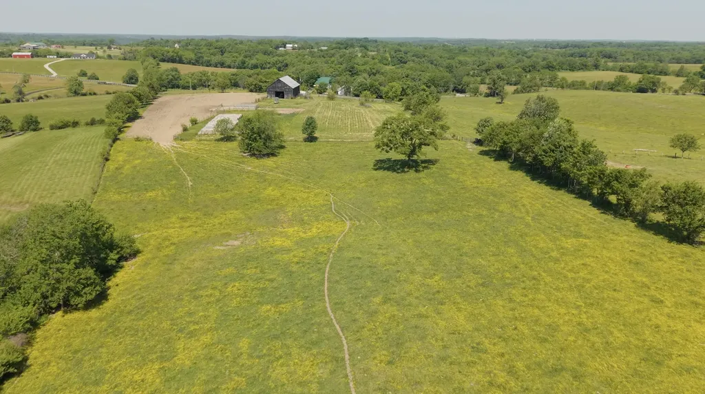 6300 Mccowans Ferry Road Versailles KY 40383