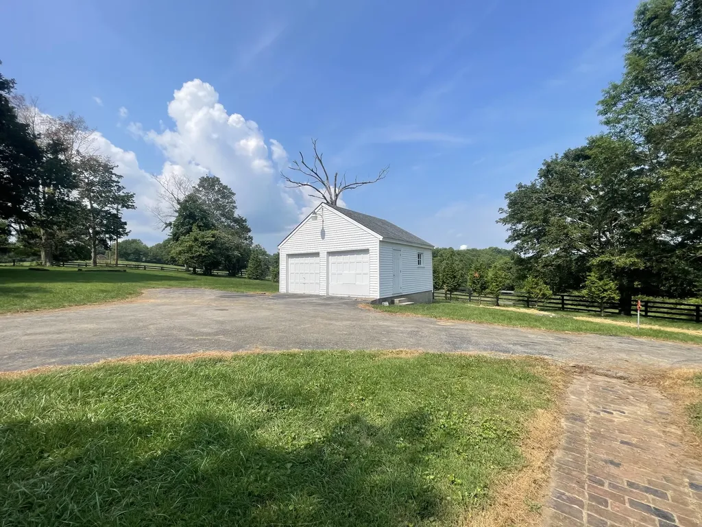 231 Kentucky 36 Cynthiana KY 41031