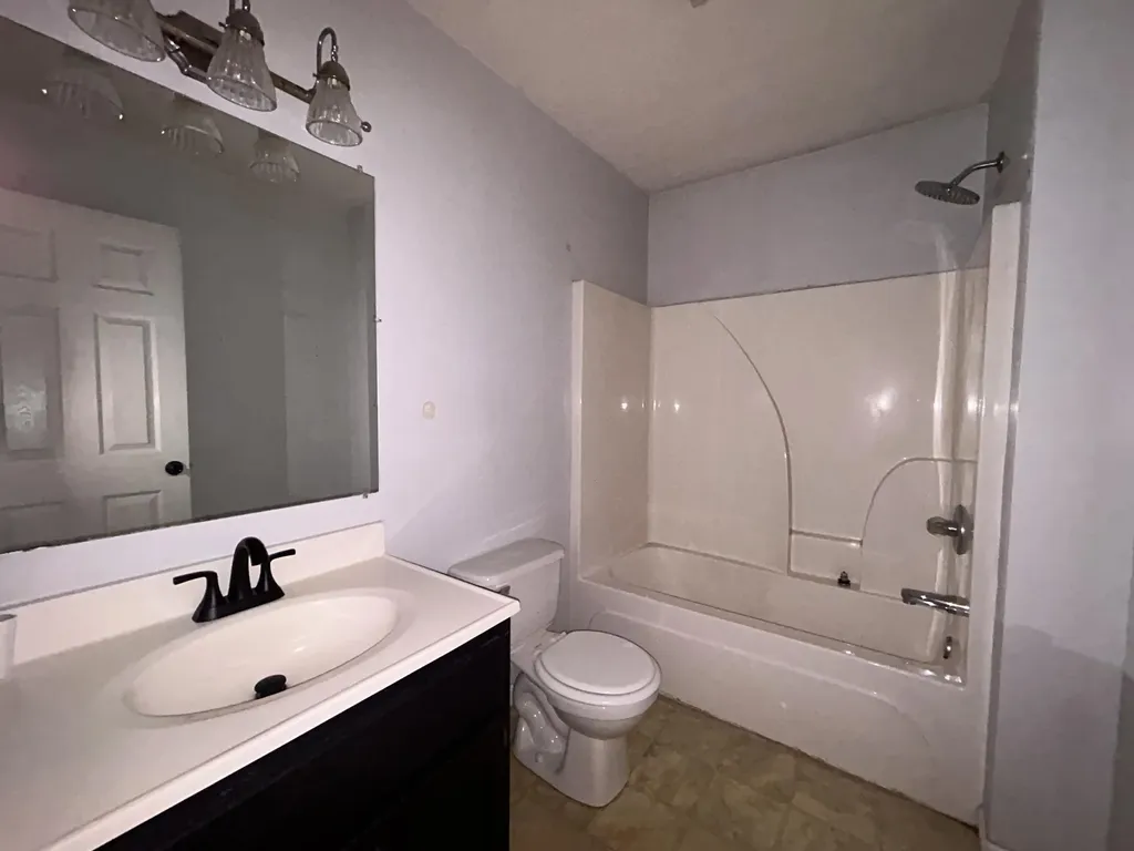 81 Brett Circle Hustonville KY 40437