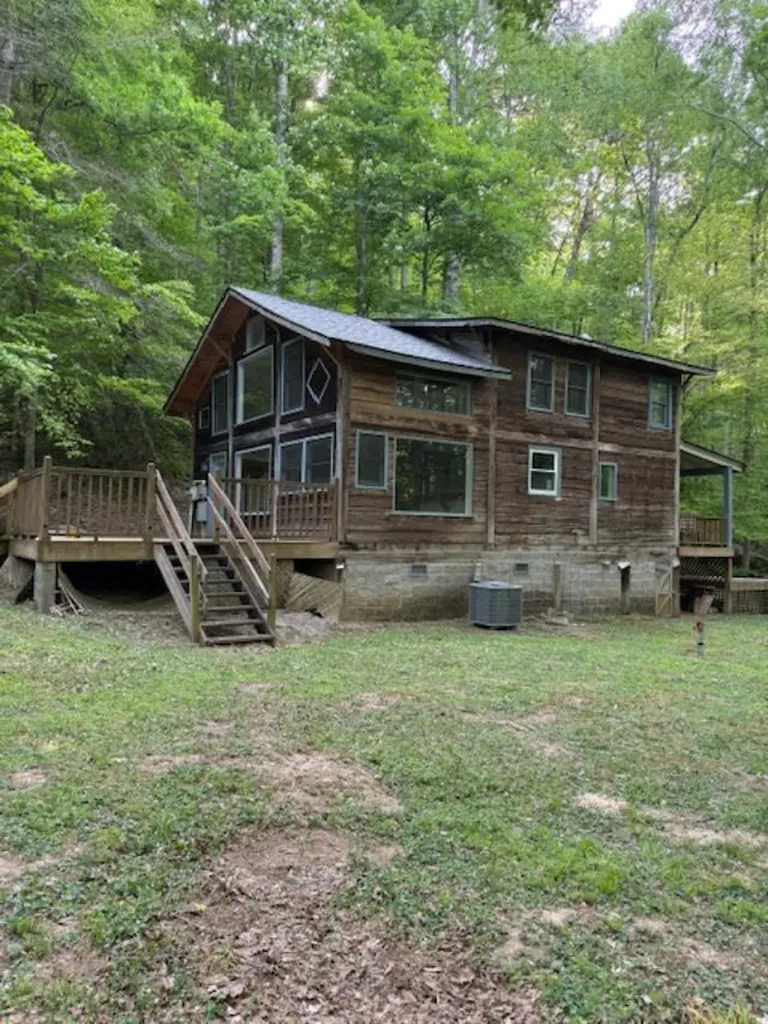 197 Janes Lane Monticello KY 42633
