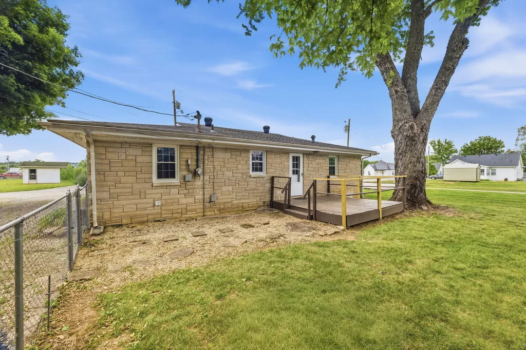 424 Church Alley Smiths Grove KY 42171