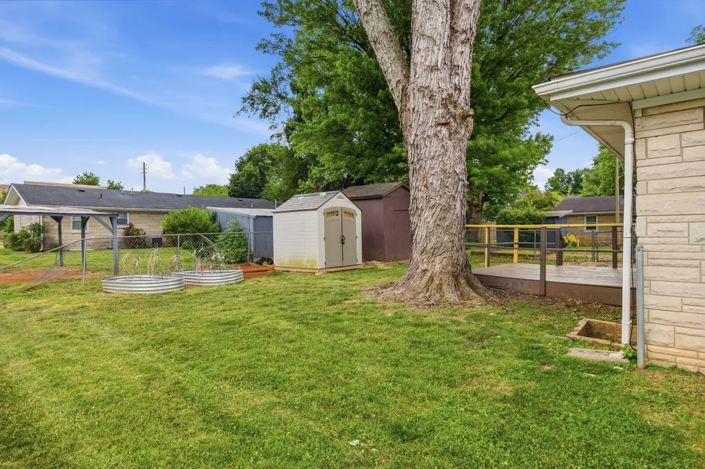 424 Church Alley Smiths Grove KY 42171