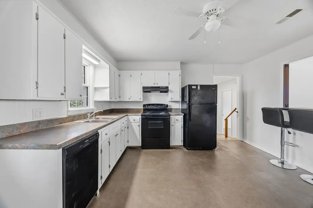 424 Church Alley Smiths Grove KY 42171