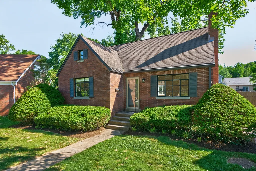 235 Dantzler Court Lexington KY 40503