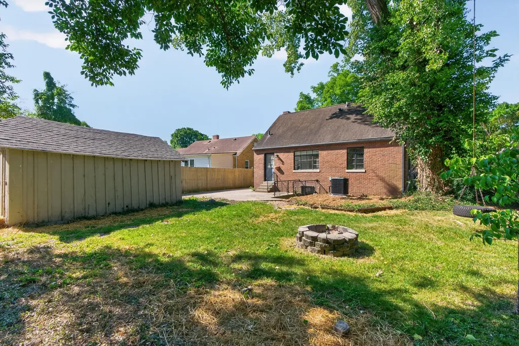 235 Dantzler Court Lexington KY 40503