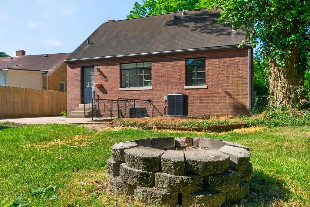 235 Dantzler Court Lexington KY 40503