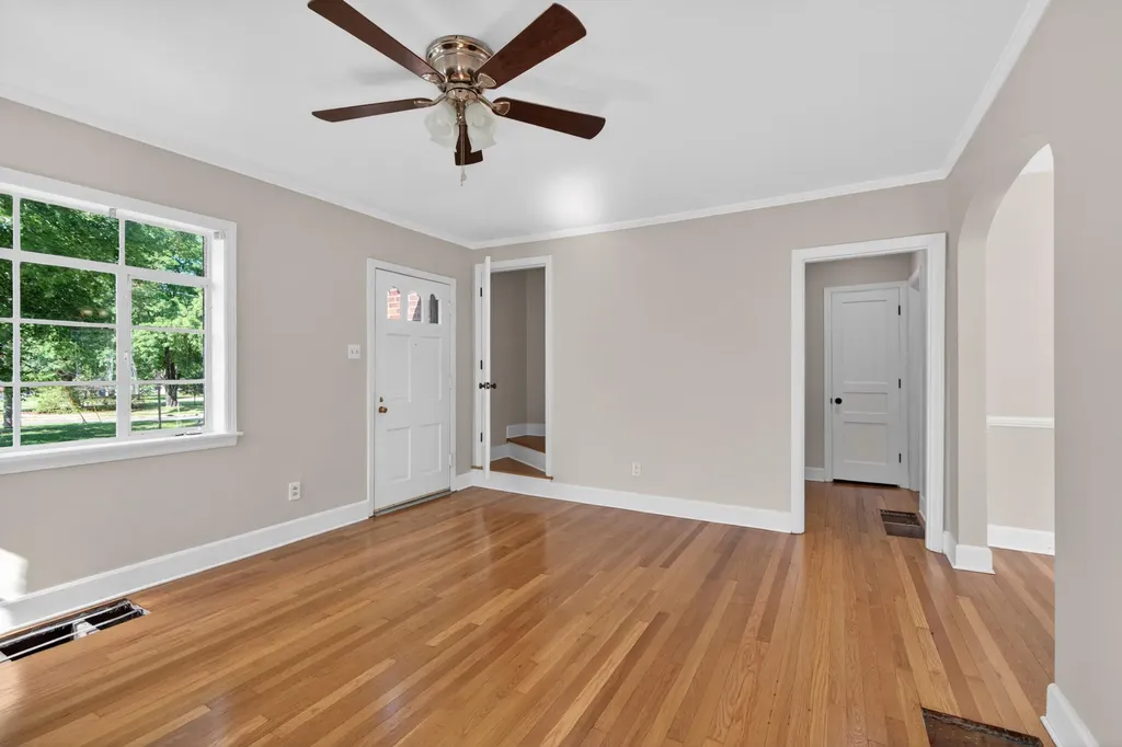 235 Dantzler Court Lexington KY 40503