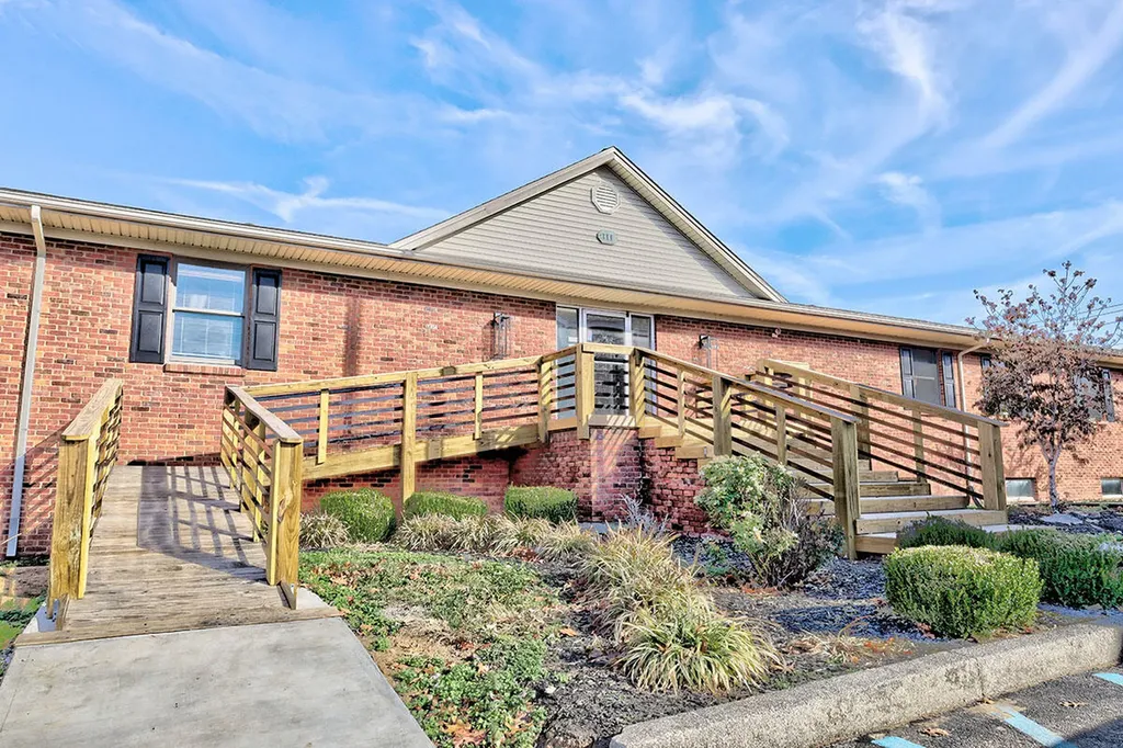 111 St James Court Frankfort KY 40601