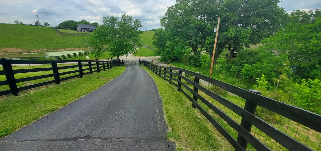 559 Moran Summit Road Richmond KY 40475