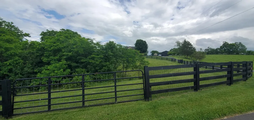 559 Moran Summit Road Richmond KY 40475
