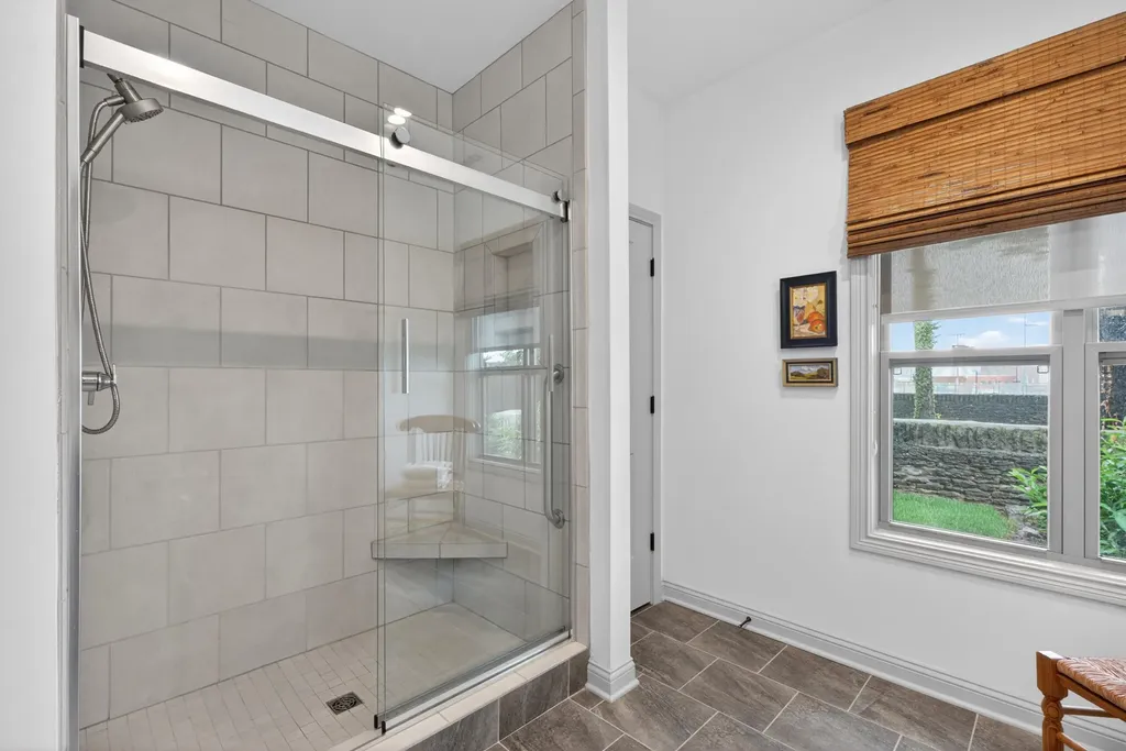 2005 Covington Drive Lexington KY 40509