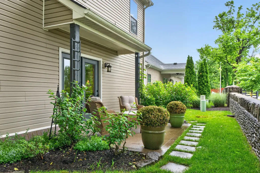 2005 Covington Drive Lexington KY 40509
