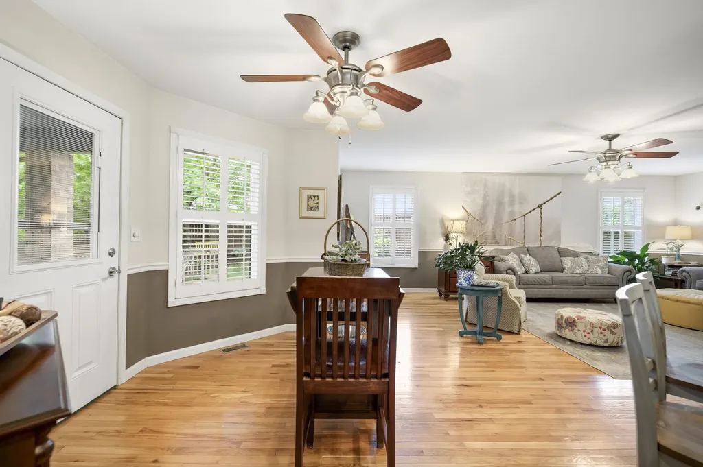 1076 Amberly Way Richmond KY 40475