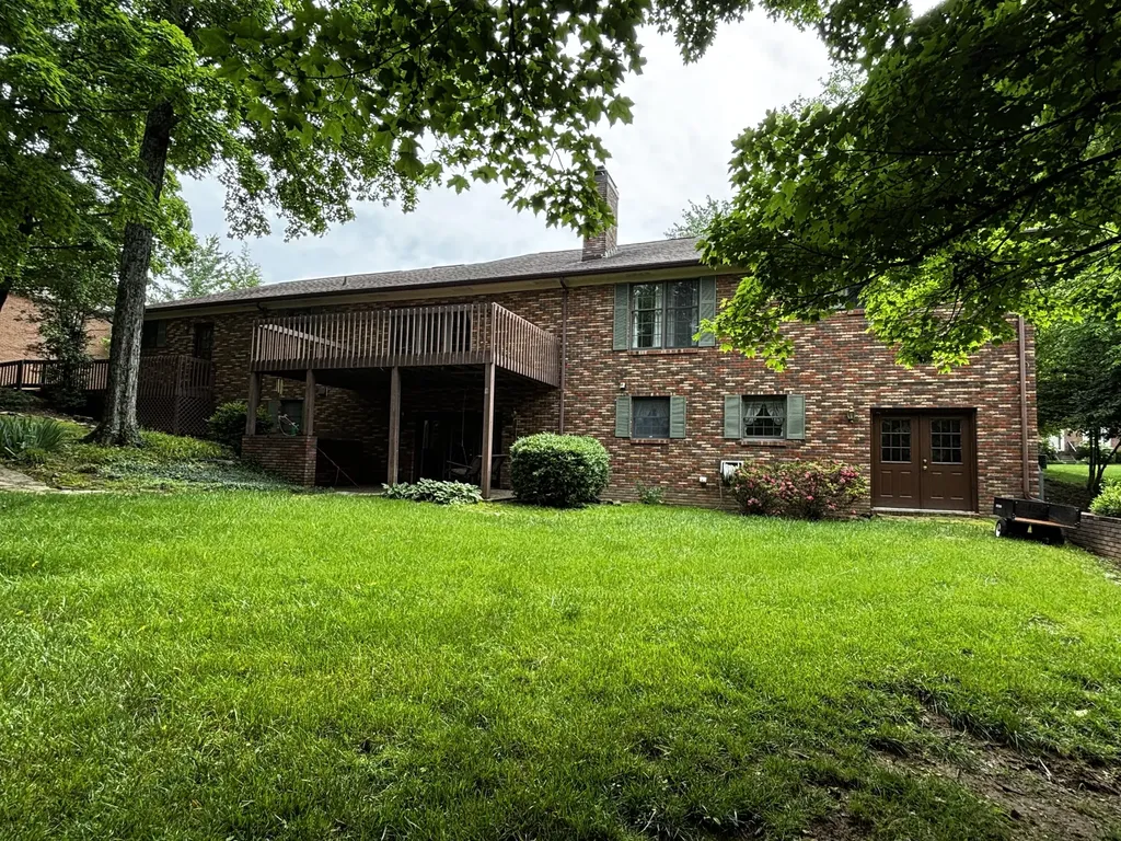 1119 Deer Haven Drive Frankfort KY 40601