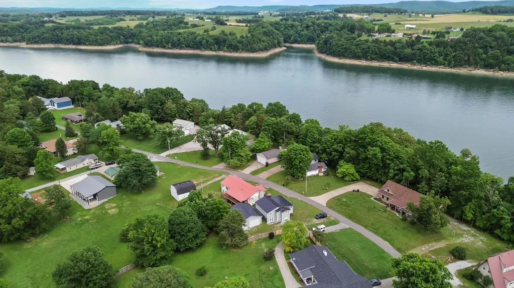 291 Sellars Road Nancy KY 42544