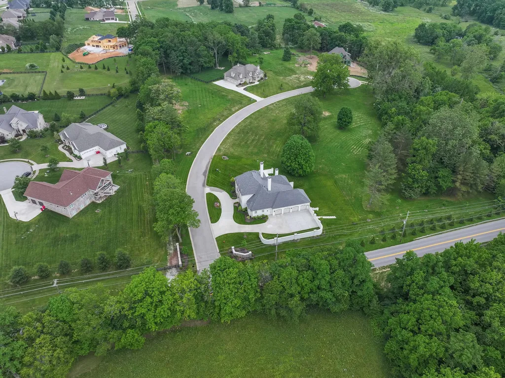 100 Lafontaine Court Nicholasville KY 40356
